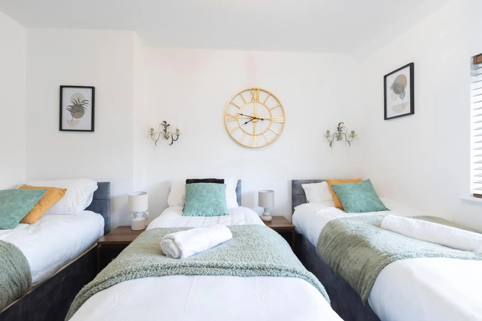 Appartement Leeds 3-Bedroom Retreat With Free Wifi And Parking - Ideal For Family And Contractors